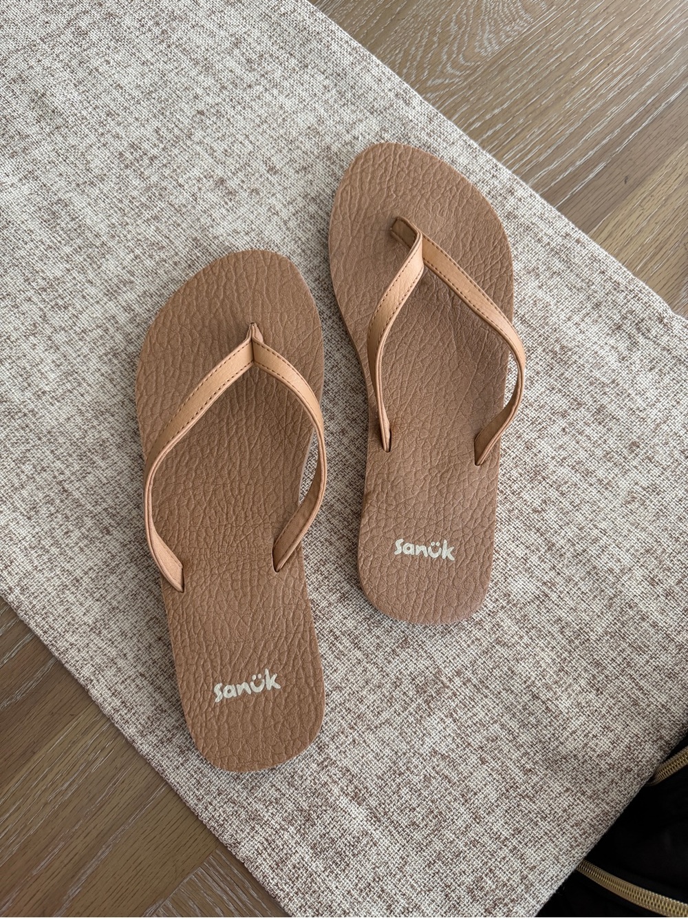 Sanuk Women’s Light Brown Flip Flop Sandals